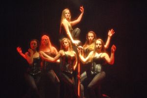 Bild © WMP: Das Highlight beim Dance Alps Festival: Darkside of the Moon mit aufwendigen Choreographien und Projektionen